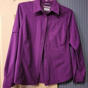 Women's Columbia fishing shirt, purple, size large